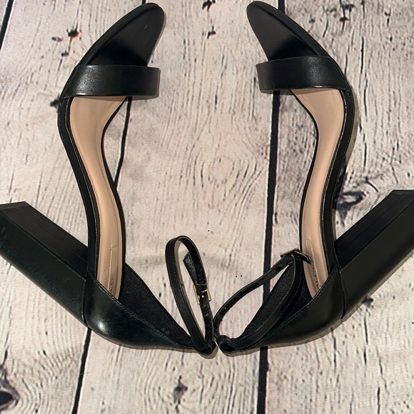 Aldo Peep Toed Ankle Strapped Block Heels - Picture 8 of 14